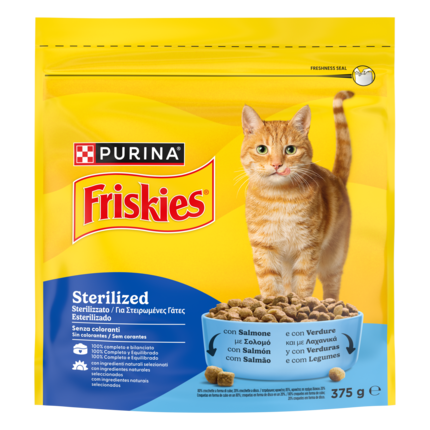 FRISKIES® Sterilized crocchette per gatti adulti sterilizzati con Salmone e con Verdure in confezione da 375g